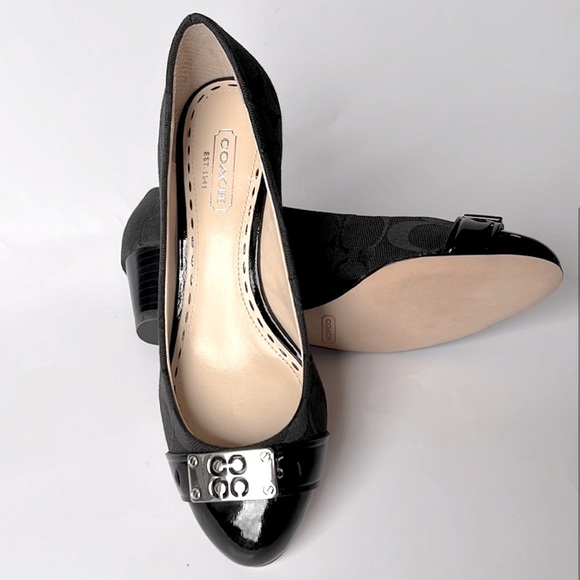 NWOT Black Coach Logo Pattern Close Toe Wedge Heel Dress Shoe w/CC SilverHrdwear - Picture 2 of 5